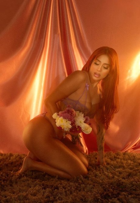 Kim Shantal pornostar nacktheit bild