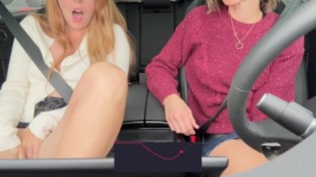 Nadia Foxx erwachsene hübsche bild