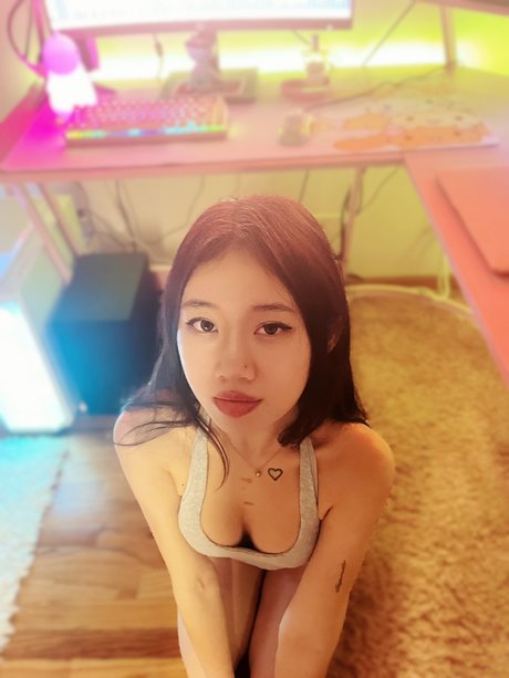 mishka model schöne fotos