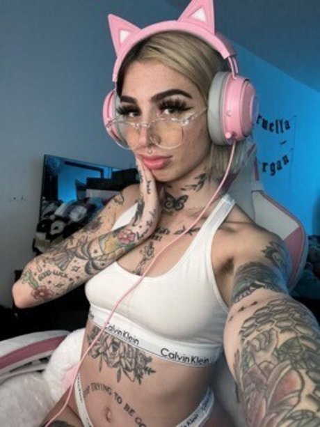 Cruella Morgan schauspielerin kunst galerie