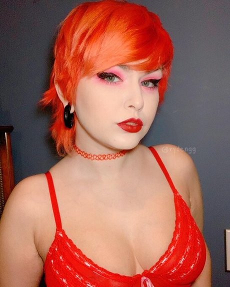 Ryden Armani_ schauspielerin erotische bild