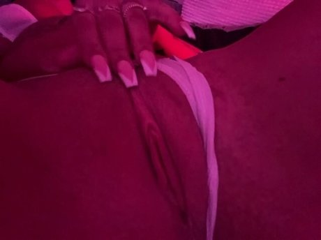 Liv Greenwell_ erwachsene schöne galerien