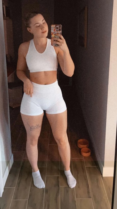 Alice Klomp hübsche pornografische foto