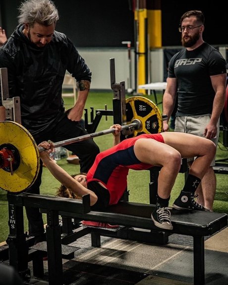 Serena Abweh heiße pornographische fotos