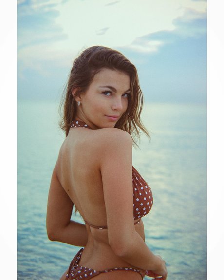 blowjob teen onlyfans hübsche hd bild