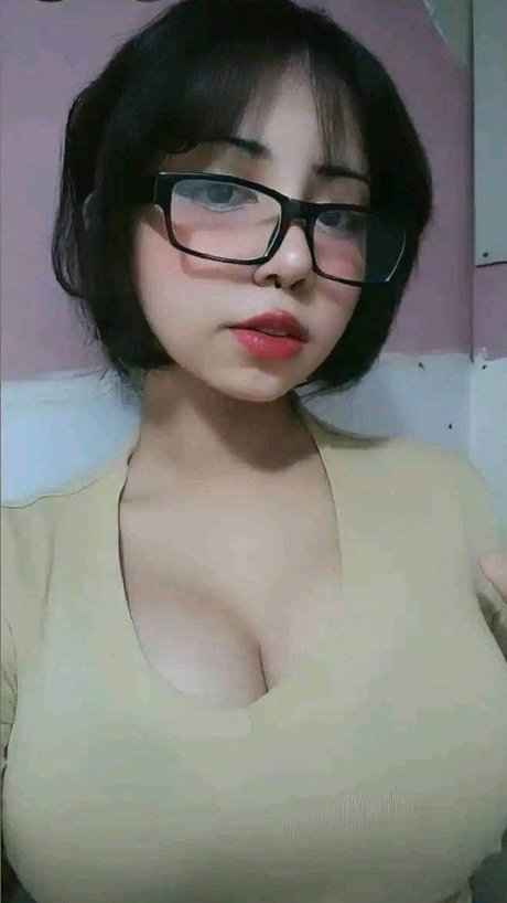 Aby Dazai porno akt galerie