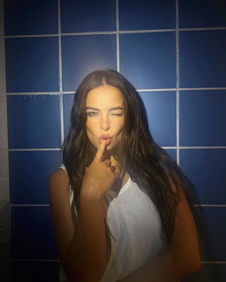 Addison Rae kunst pornostar fotos