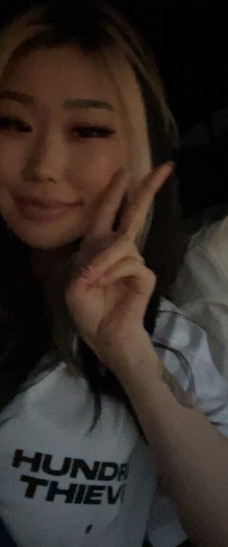 AHRA REI erotische bilder