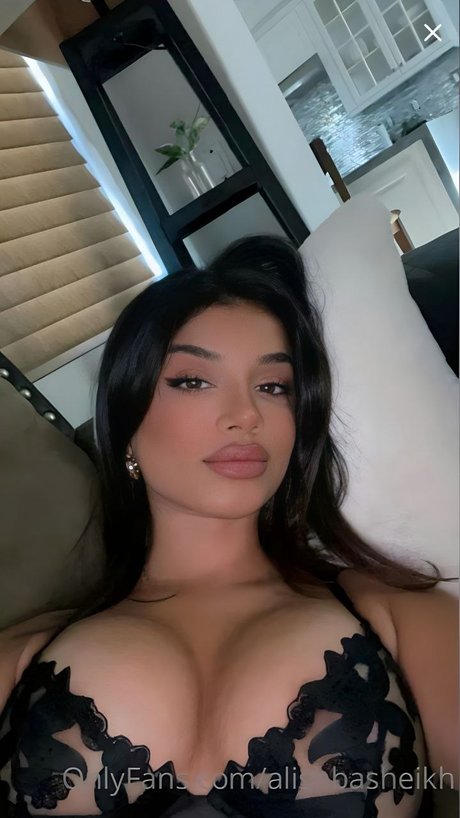 Alishba akt pornostar archiv