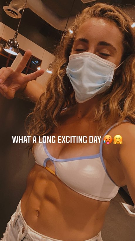 zierliche schwarze onlyfans schöne nette fotos