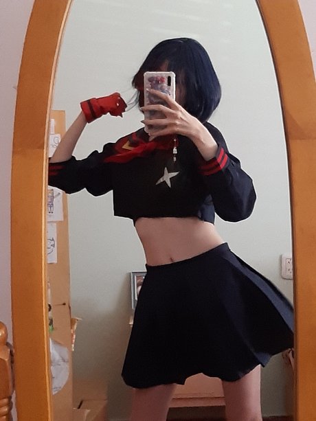 Kiki Glitter Cosplay hd erwachsene bild