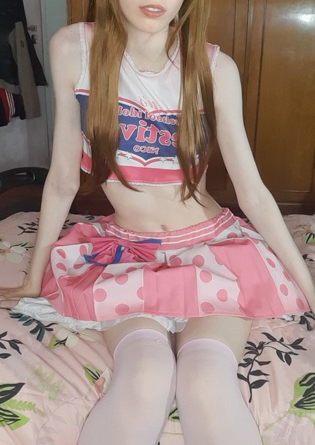 Kiki Glitter Cosplay model nackten galerie