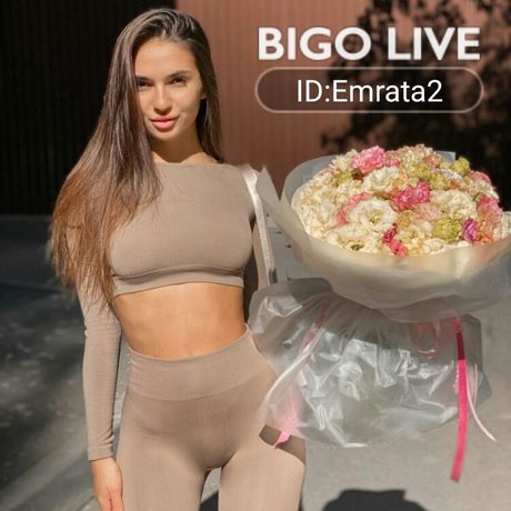 Exxpolly nackt pornostar galerien