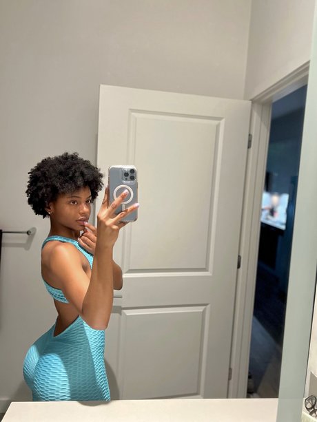 Ldndrygin erotische nackten bild