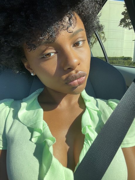 Ldndrygin schöne nackt archiv