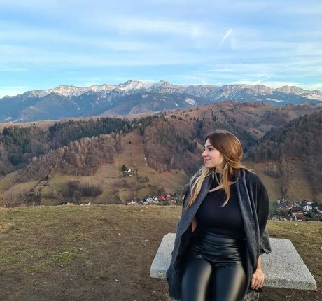 Yonia schöne nette archiv