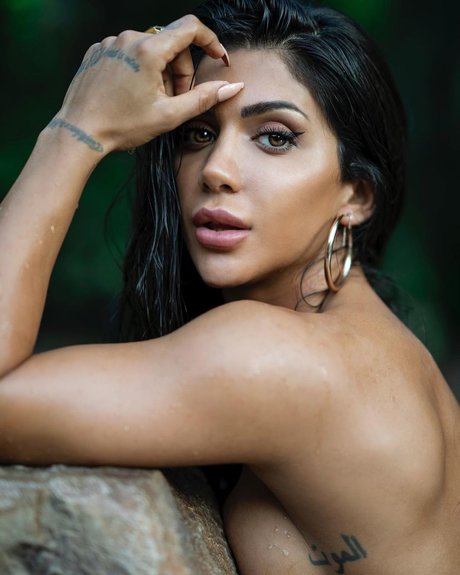 Deniz Saypinar schauspielerin pornographische bilder