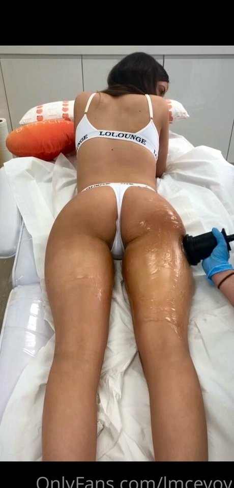 Lauren Mcevoy nackt pornographische fotos