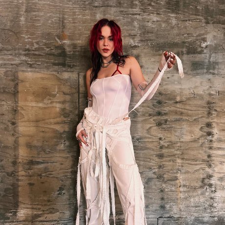 Taylor Upsahl_ kunst exklusive bilder