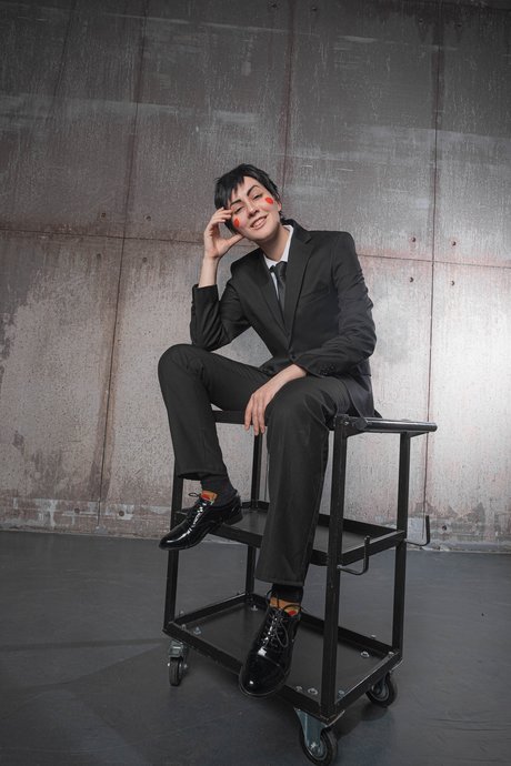 Adamae Dono sexy porno bilder