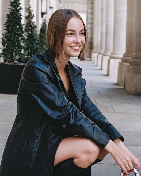 Amelie Manzoli freie sex archiv