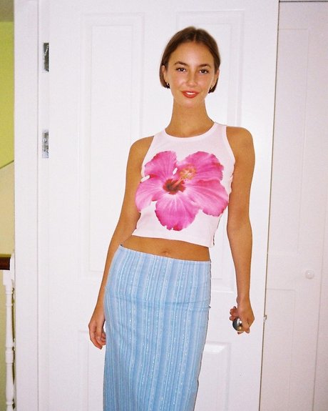 Amelie Manzoli model nackte fotos