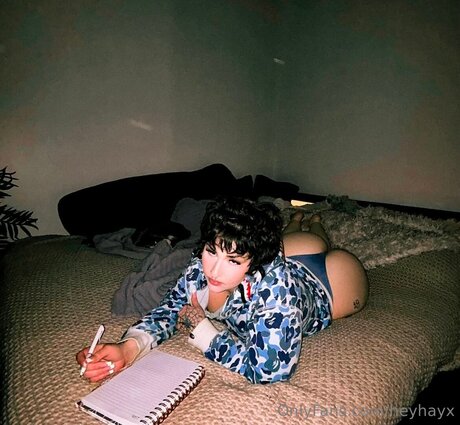 Heyhayx schauspielerin schöne foto