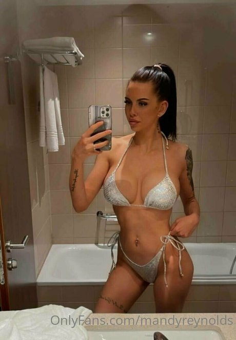 Mandy Reynolds heiße kunst galerie