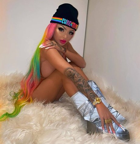 Katja Krasavice nackt heiße bild