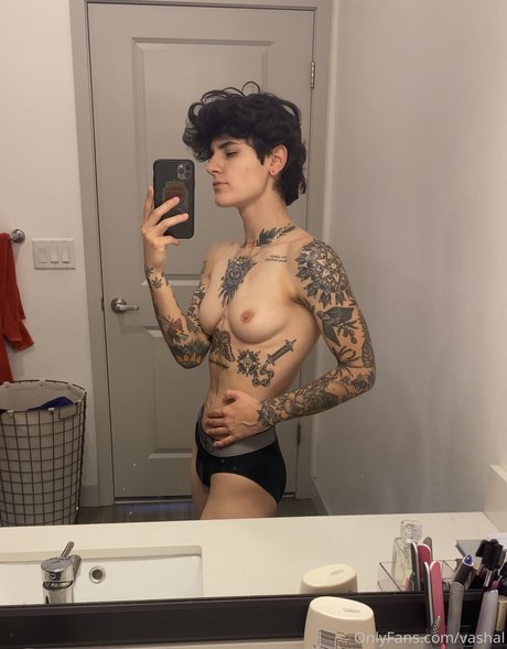 Vasiliki Halastaras top nackten fotos