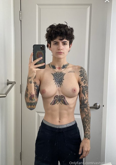 Vasiliki Halastaras erotische exklusive bild