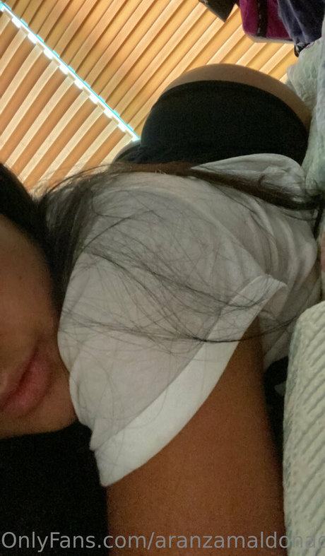 Aranza Maldona sexy nackten foto