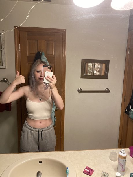 Bella Tha Killa hd pornographische fotos