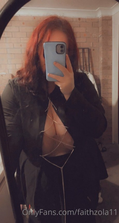 Faithzola11 model fotos