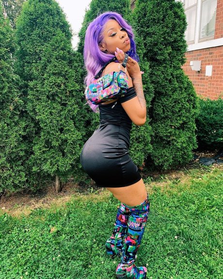 Lola and Moni nackt xxx bilder