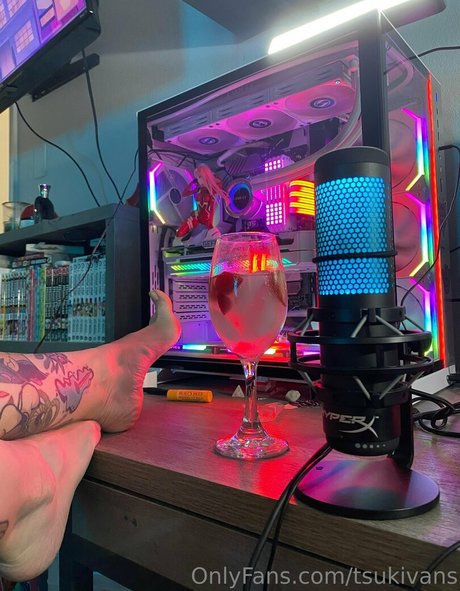 Tsukivans erotische erwachsene galerien