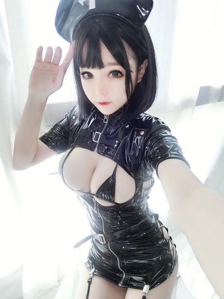 Kitkat cosplay model schöne bilder