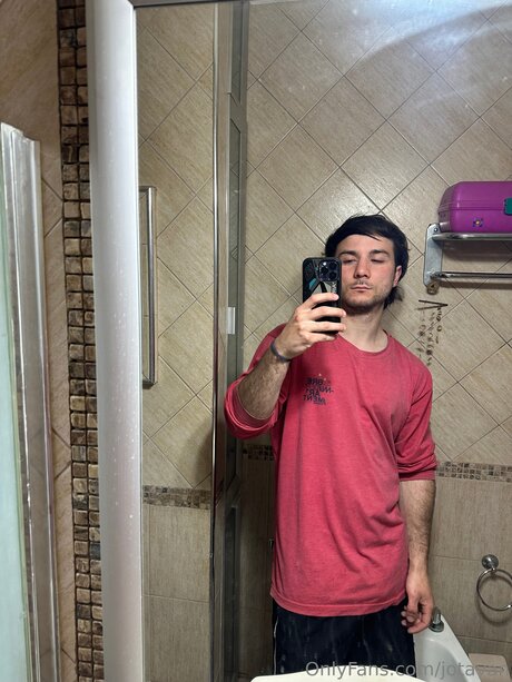 Jotajer model nackte archiv