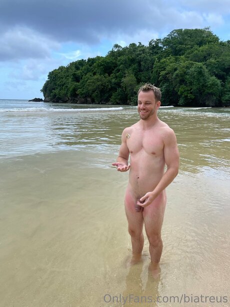 Biatreus kunst sex galerie