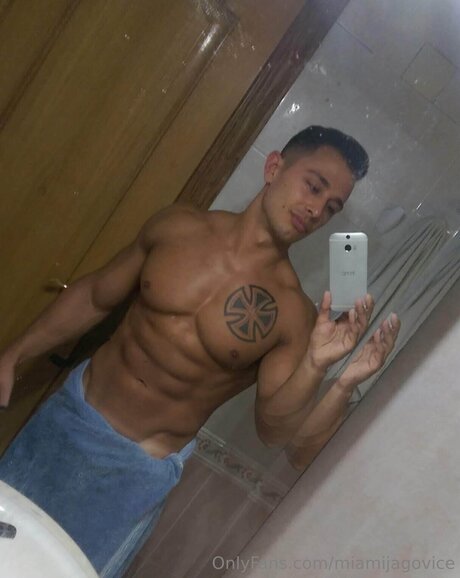 Miamijagovice erotische pornografische foto