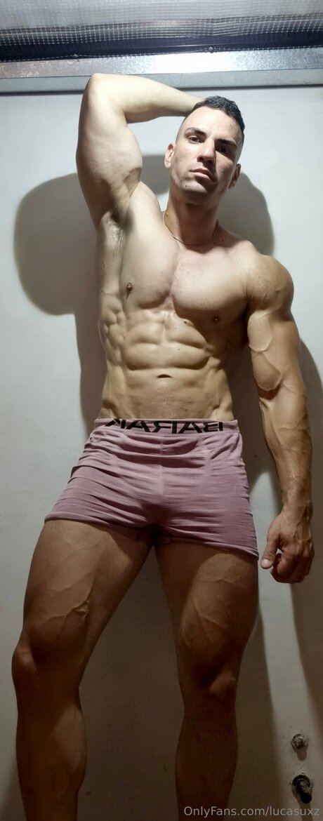 Lucasuxz nackt porno galerie