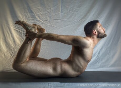 Nicholas D erwachsene schöne bilder