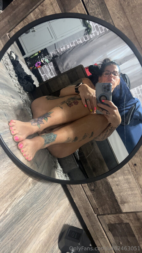 U402463051 erotische erwachsene bild