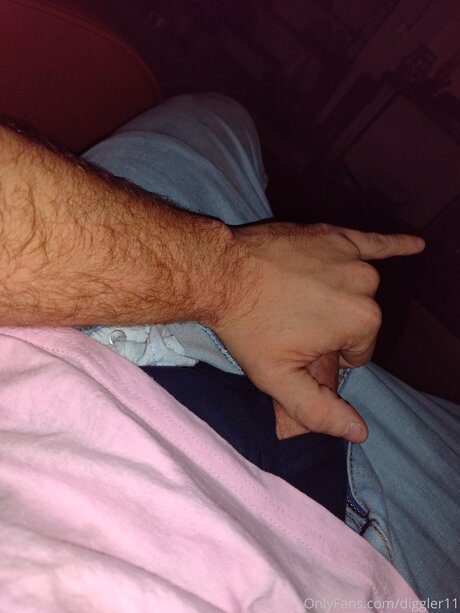 Diggler223 exklusive pornographische bild