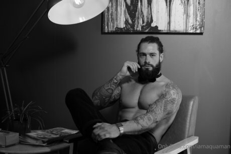 Iamthegentleman freie akt bild