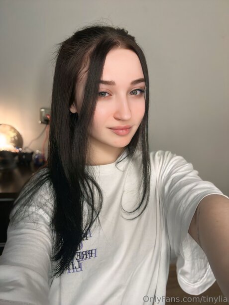 Tinylia kunst porno archiv