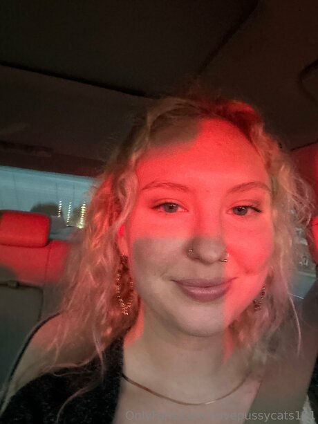 Ilovepussycats111 nackt hübsche bilder