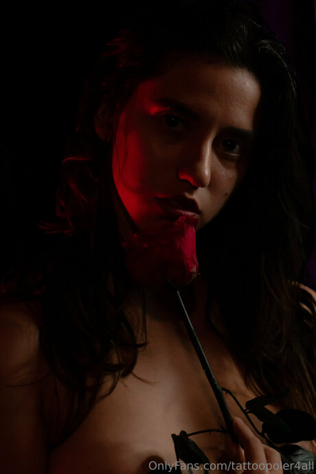 Tattoopoler4all pornostar exklusive fotos