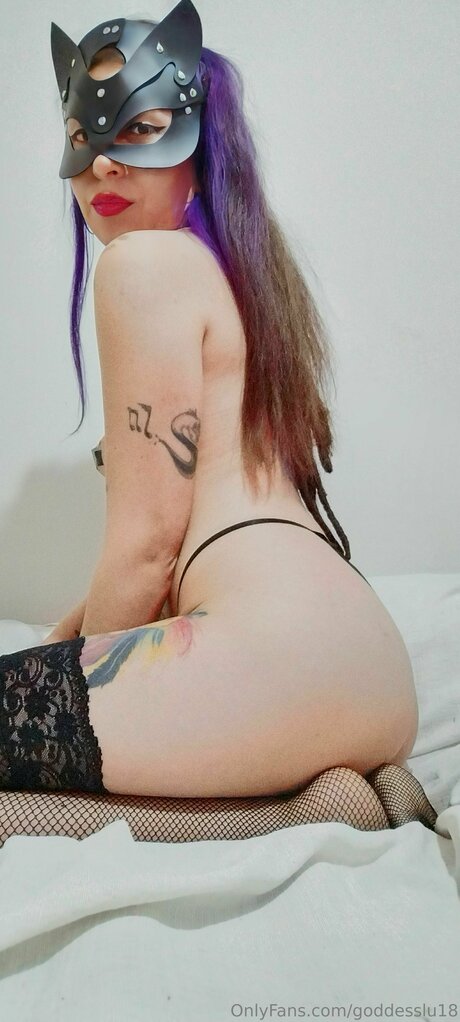 Goddesslu18 heiße schöne fotos