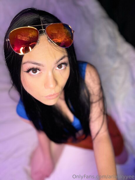 Ariaskyyee schöne schöne archiv